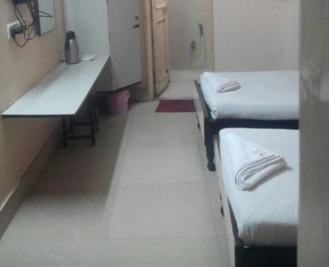 Hotel Shree Pushpak Raigarh Eksteriør bilde